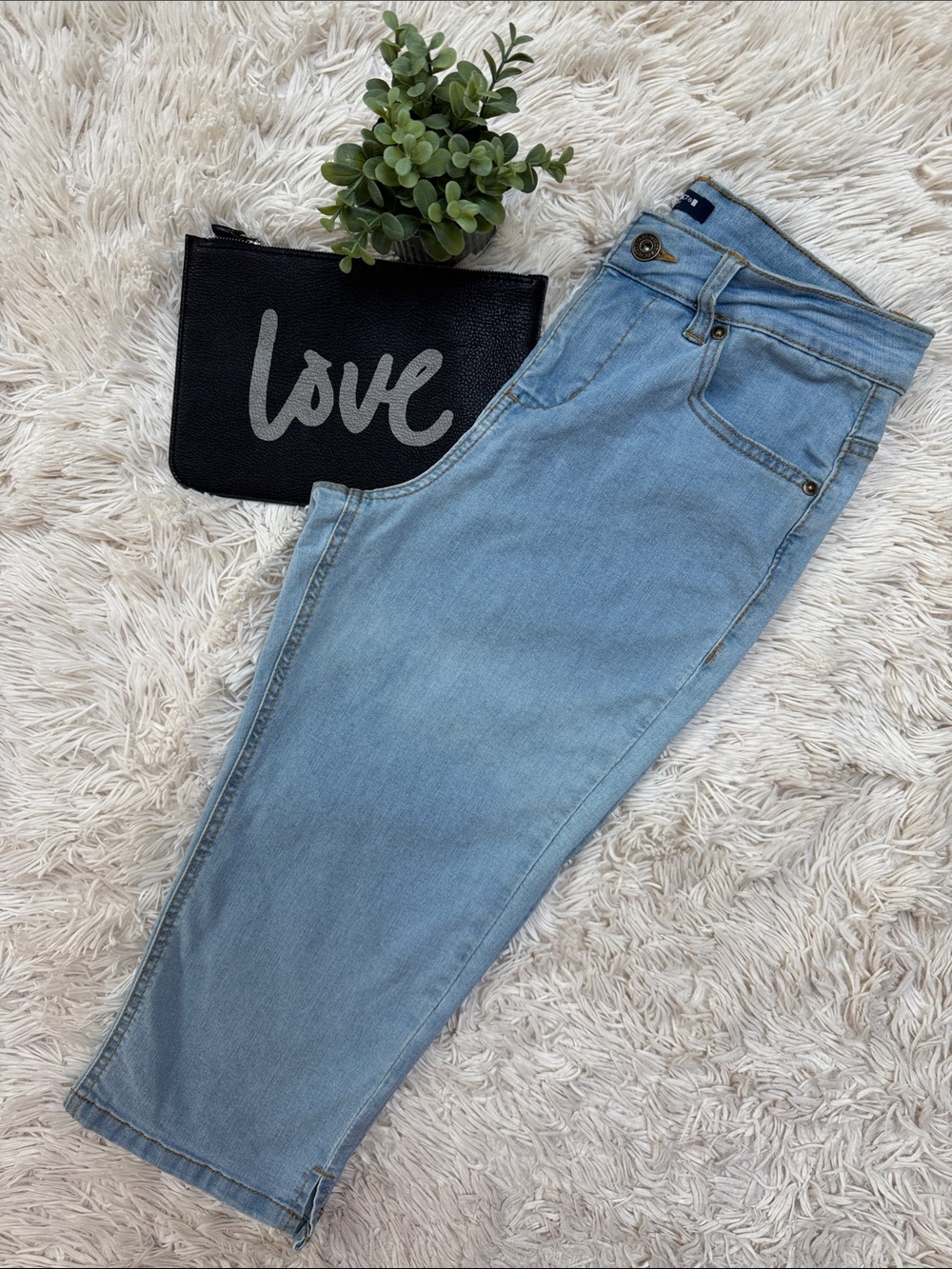 Architect High-Rise Cropped Capri Stretch Jeans 💗 Light Blue Wash